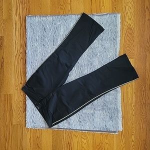 Billy Blues Black Cropped Rhinestone Pants, Women's Size 6, Great Condition!